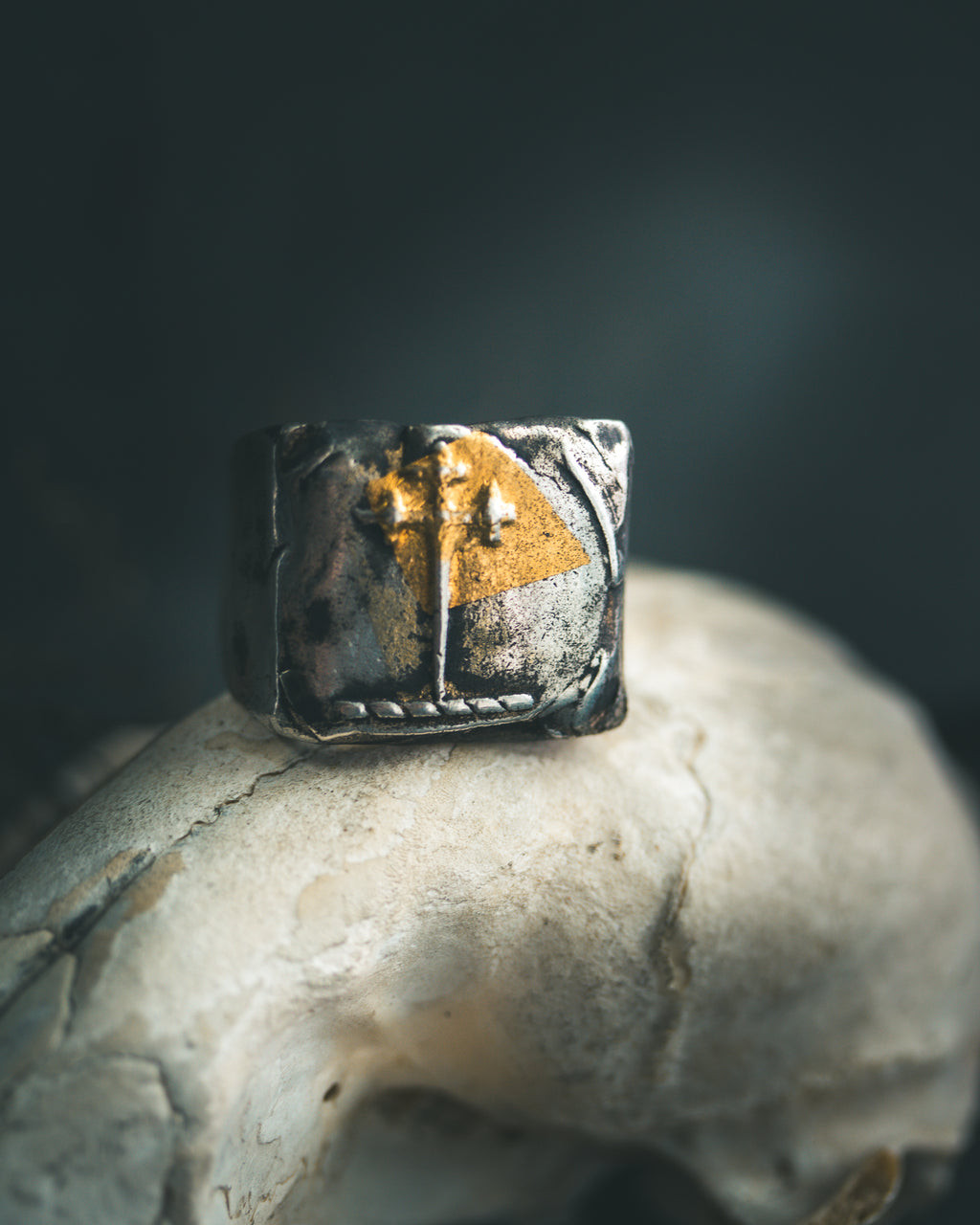 Sword of the Righteous Signet Ring