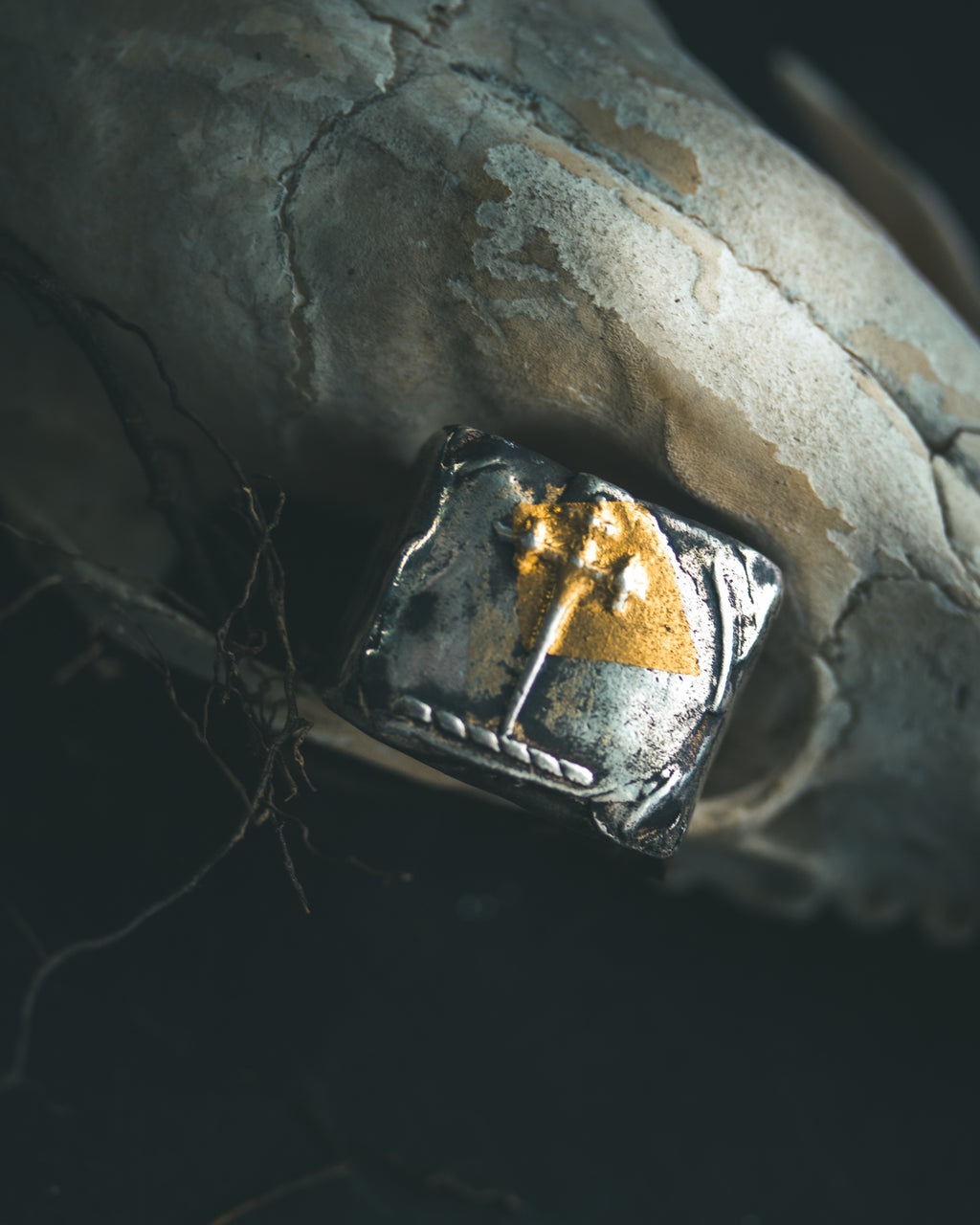 Sword of the Righteous Signet Ring