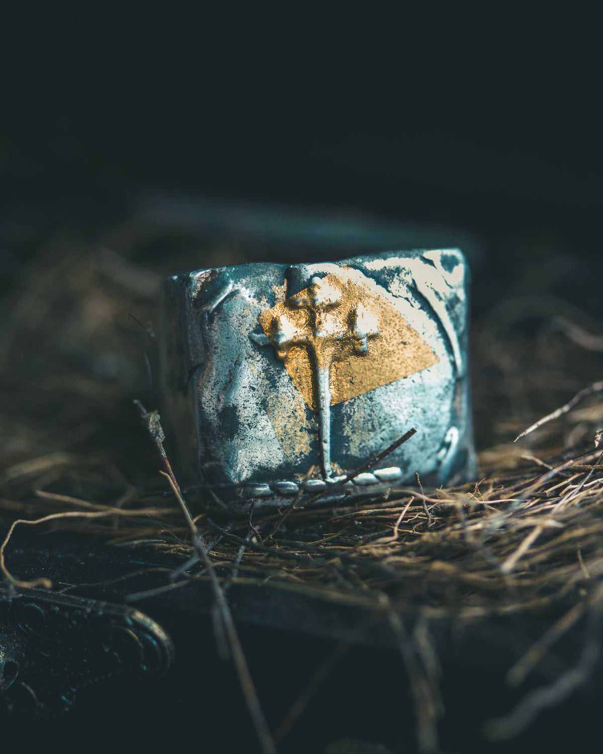 Sword of the Righteous Signet Ring