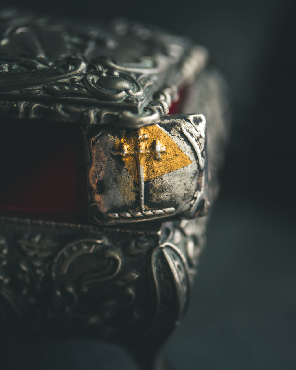 Sword of the Righteous Signet Ring