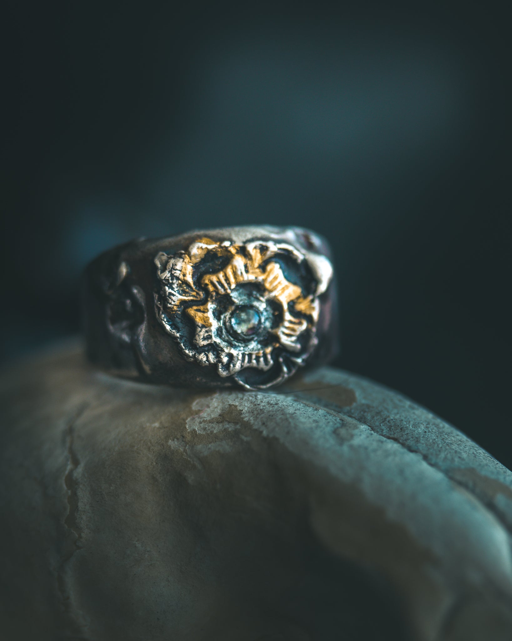 Rose of Death Tarot Signet Ring – Special Edition with 2mm Cabochon Moonstone