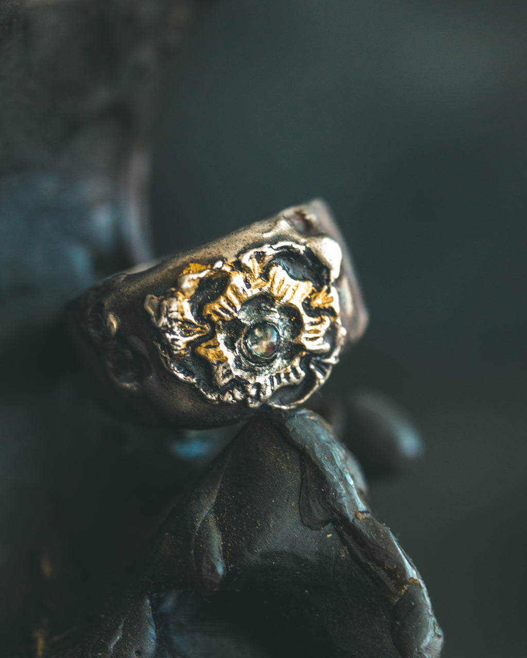 Rose of Death Tarot Signet Ring – Special Edition with 2mm Cabochon Moonstone