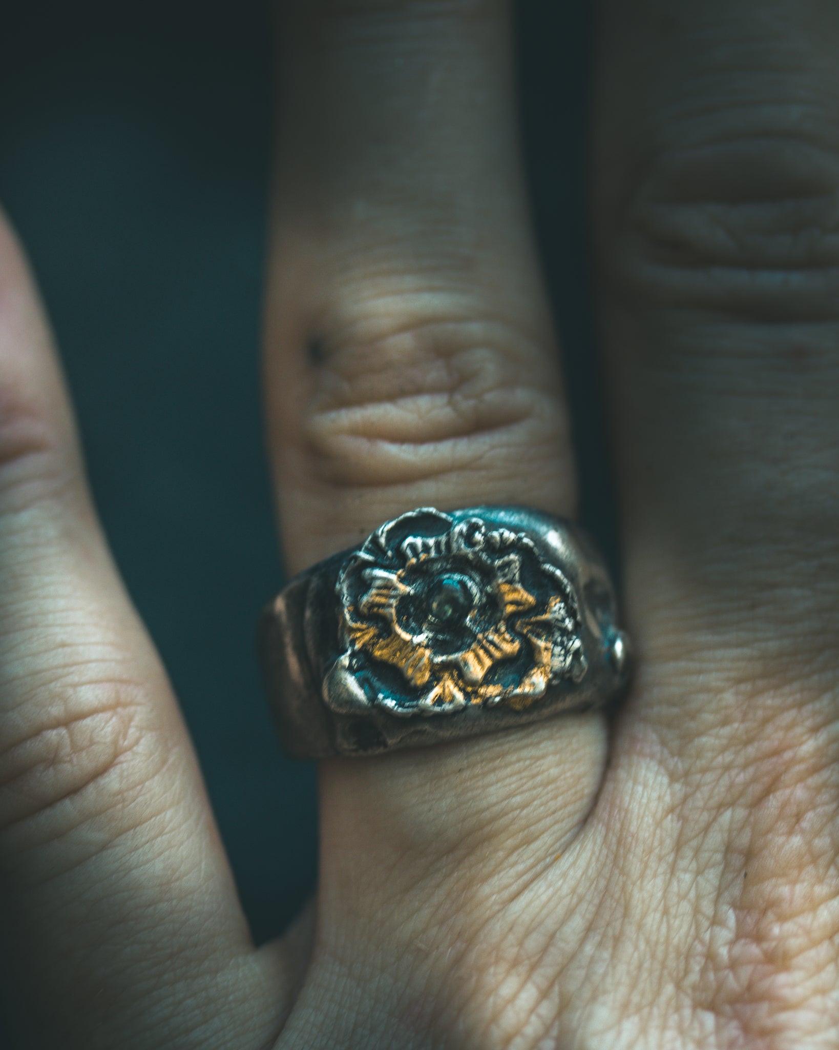 Rose of Death Tarot Signet Ring – Special Edition with 2mm Cabochon Moonstone