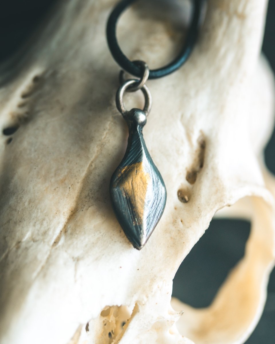 Ancient Echoes Amulet Elegant Urn - Machinations