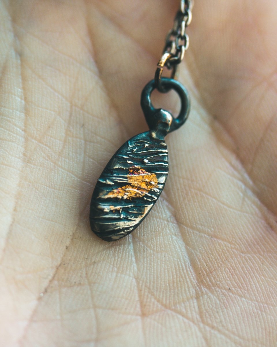 Ancient Echoes Collection: Timeless Amulet with Slashing Cut Mark Design – Handcrafted in Sterling Silver and 23.5K Gold - Machinations