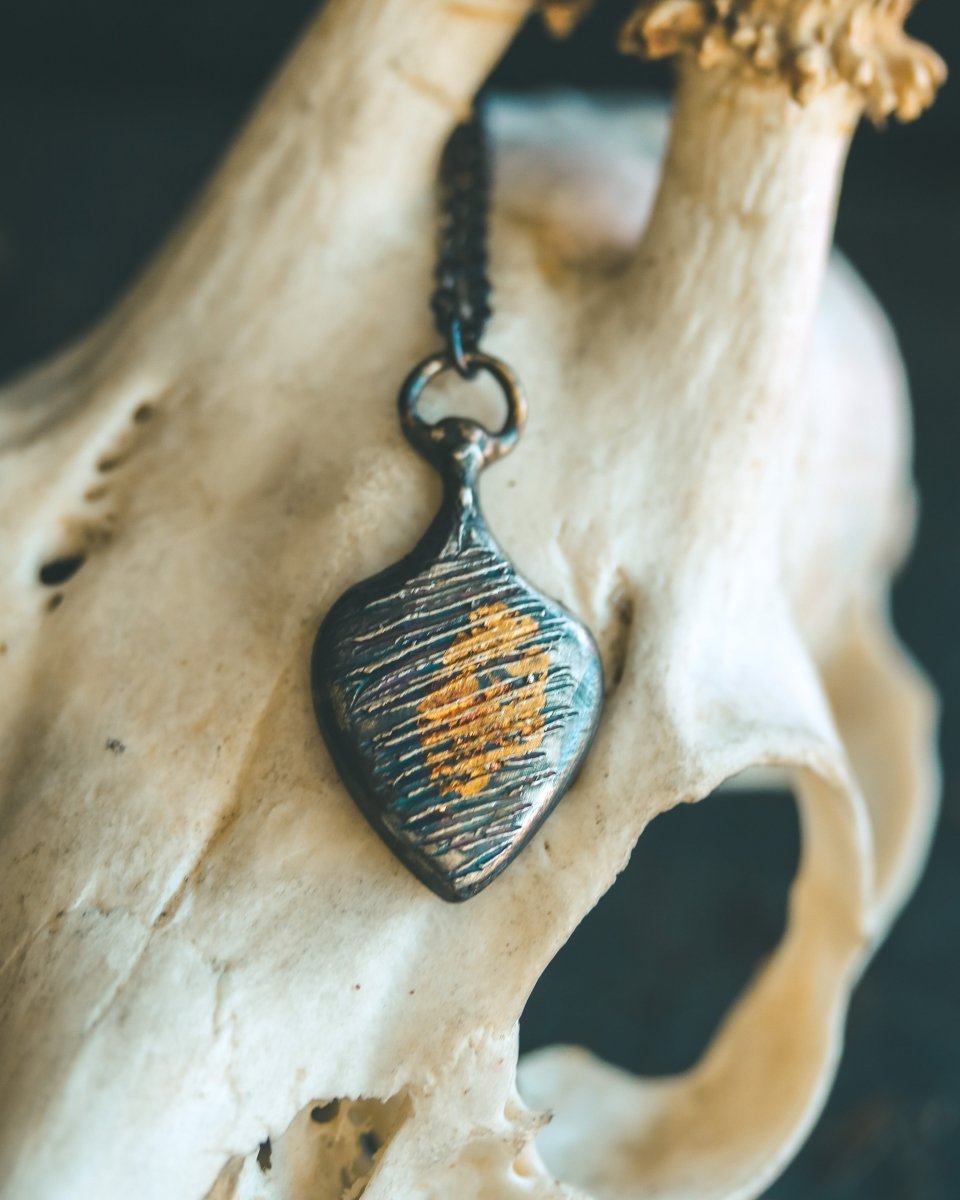 Ancient Echoes Collection: Timeless Amulet with Slashing Cut Mark Design – Handcrafted in Sterling Silver and 23.5K Gold - Machinations