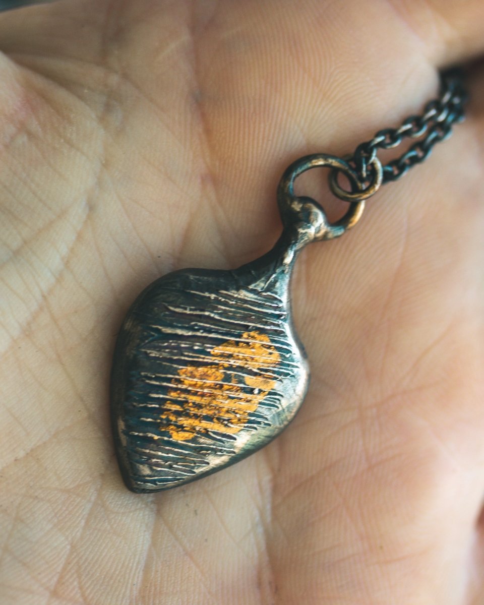 Ancient Echoes Collection: Timeless Amulet with Slashing Cut Mark Design – Handcrafted in Sterling Silver and 23.5K Gold - Machinations