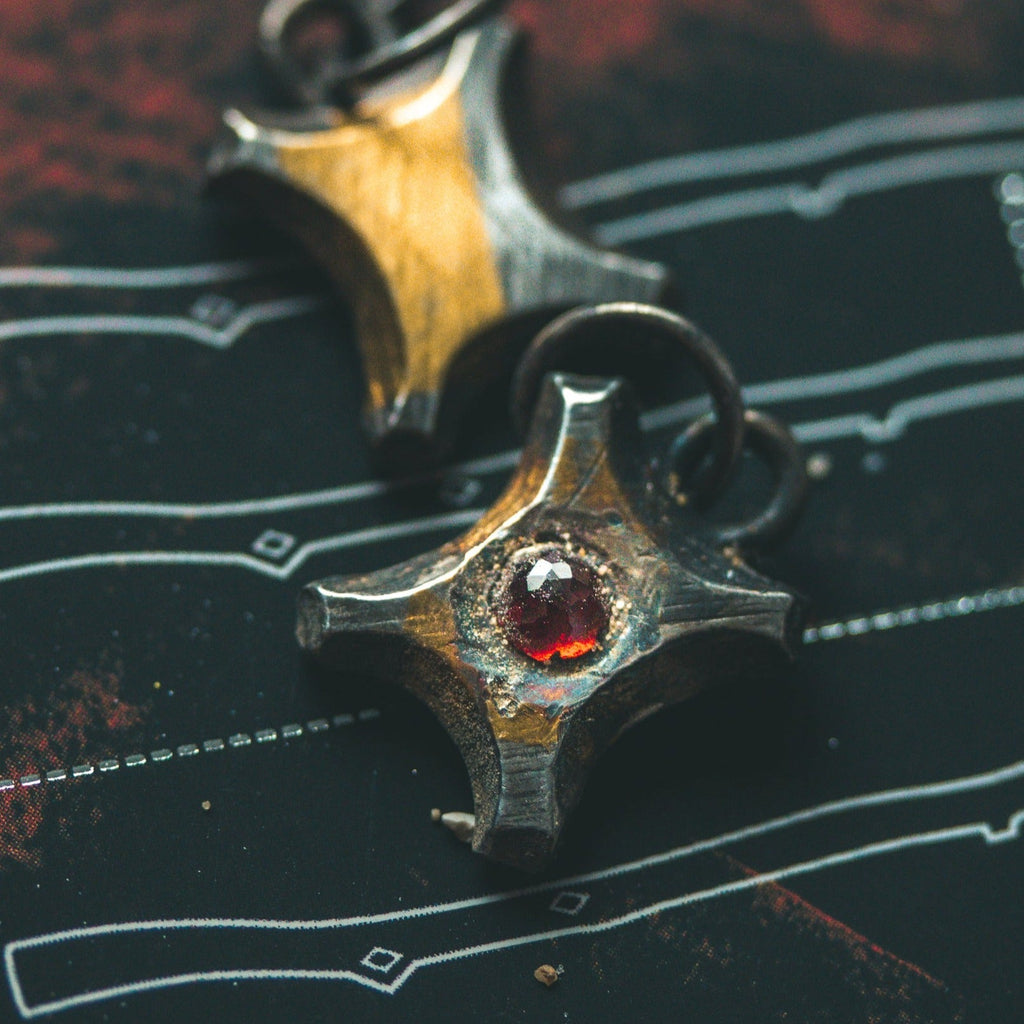 Beyond the vale Garnet limited edition rose cut Amulets - Machinations