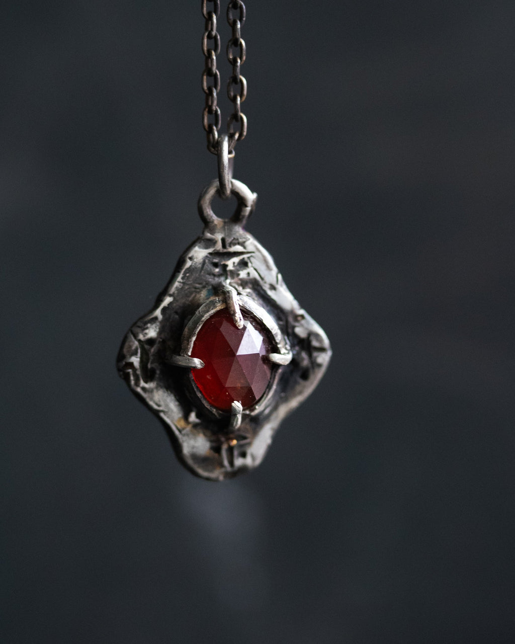 Beyond the vale Garnet rose cut Amulets - Machinations