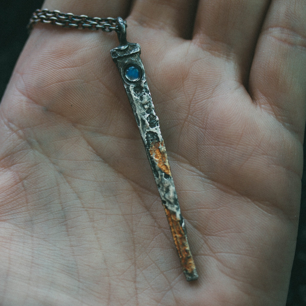 Coffin Nail Moonstone - Machinations