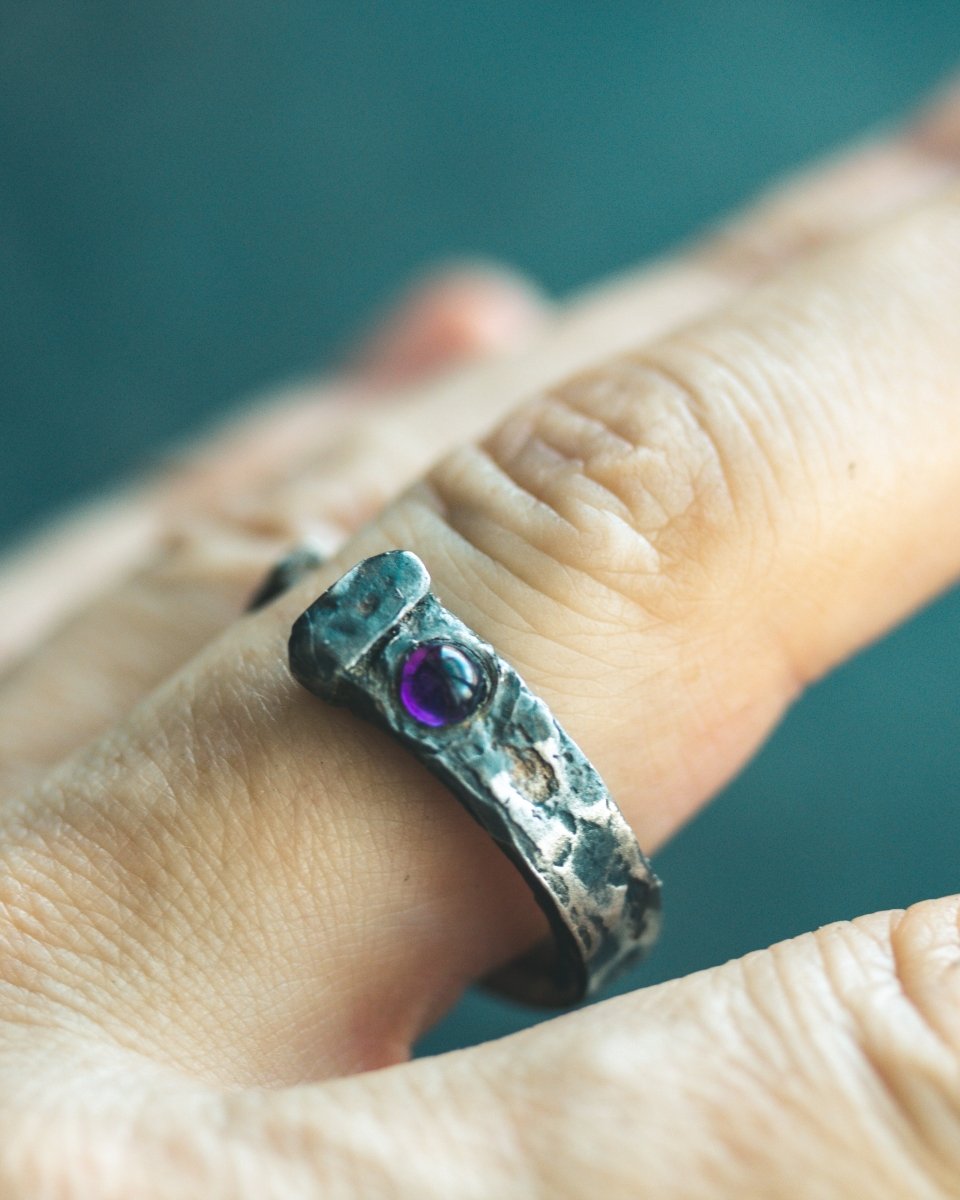 Coffin Nail Ring with 4mm Dark African Amethyst – Sterling Silver & 23.5K Gold | Talisman of Banishment, Intuition & Spiritual Strength - Machinations