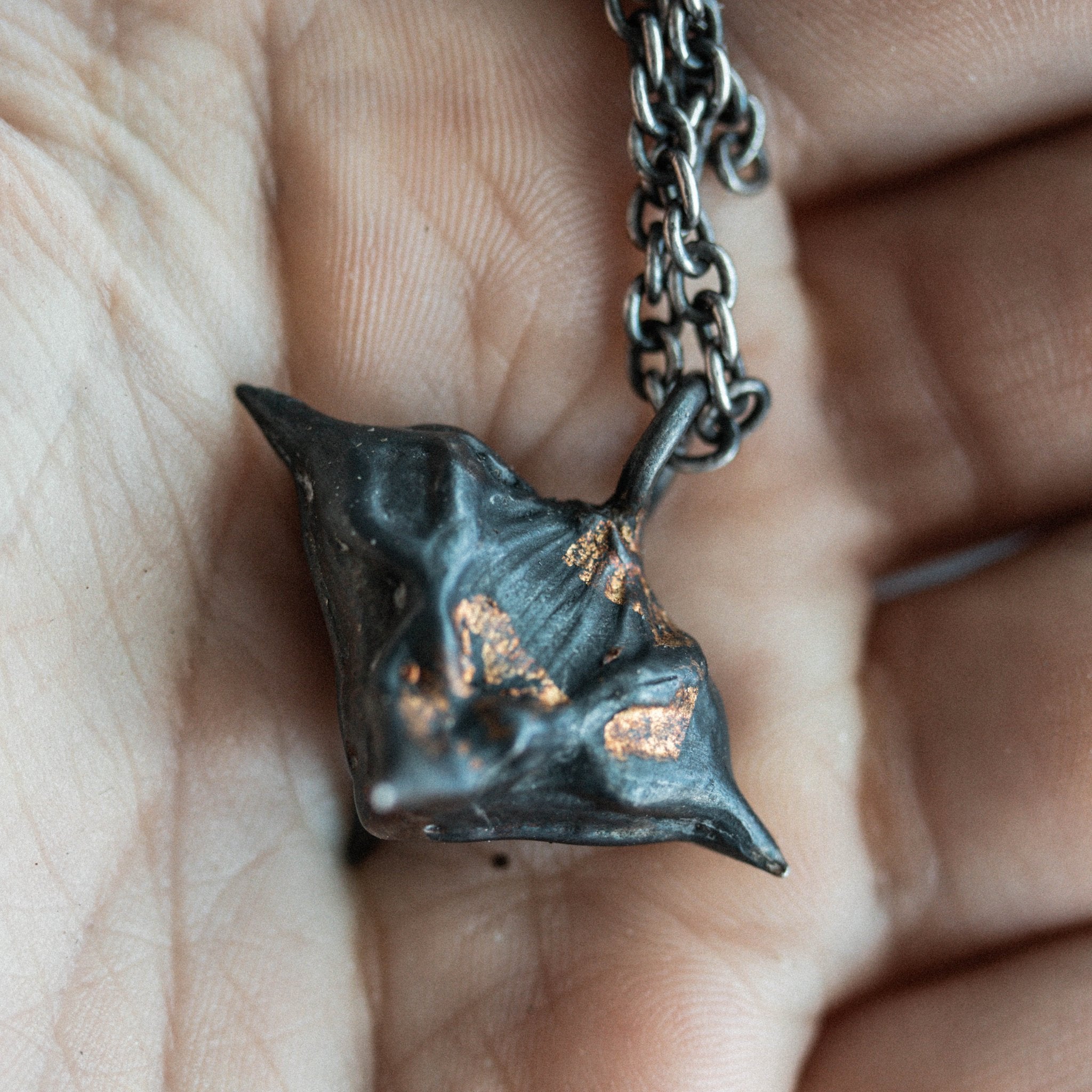 Devil Pods Charm - Machinations