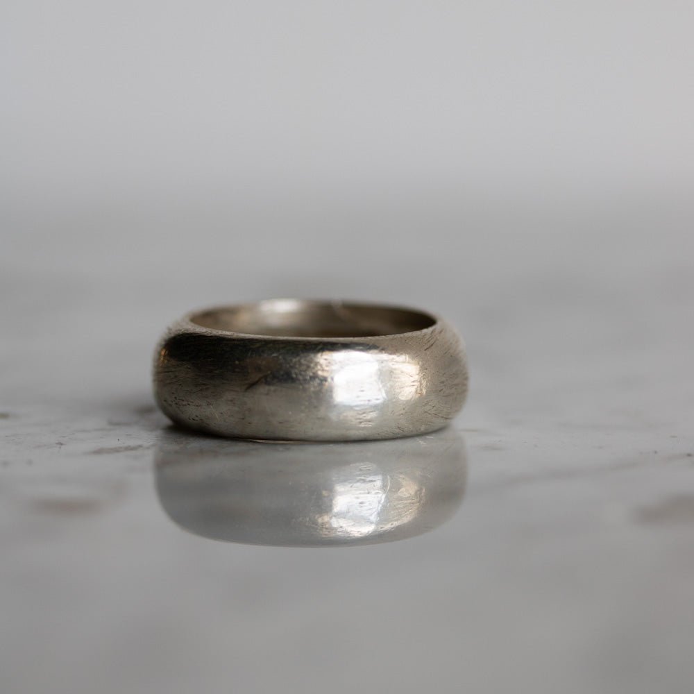 Dome Band Medium Silver Ring - Machinations