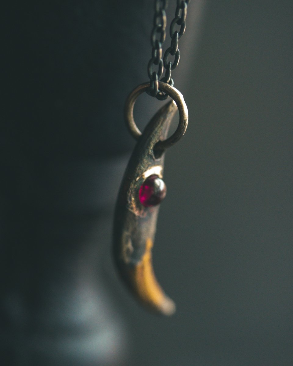 Fox Fang Pendant with Rare Neon Rhodolite Garnet: A Talisman of Passion, Transformation, and Hidden Power - Machinations
