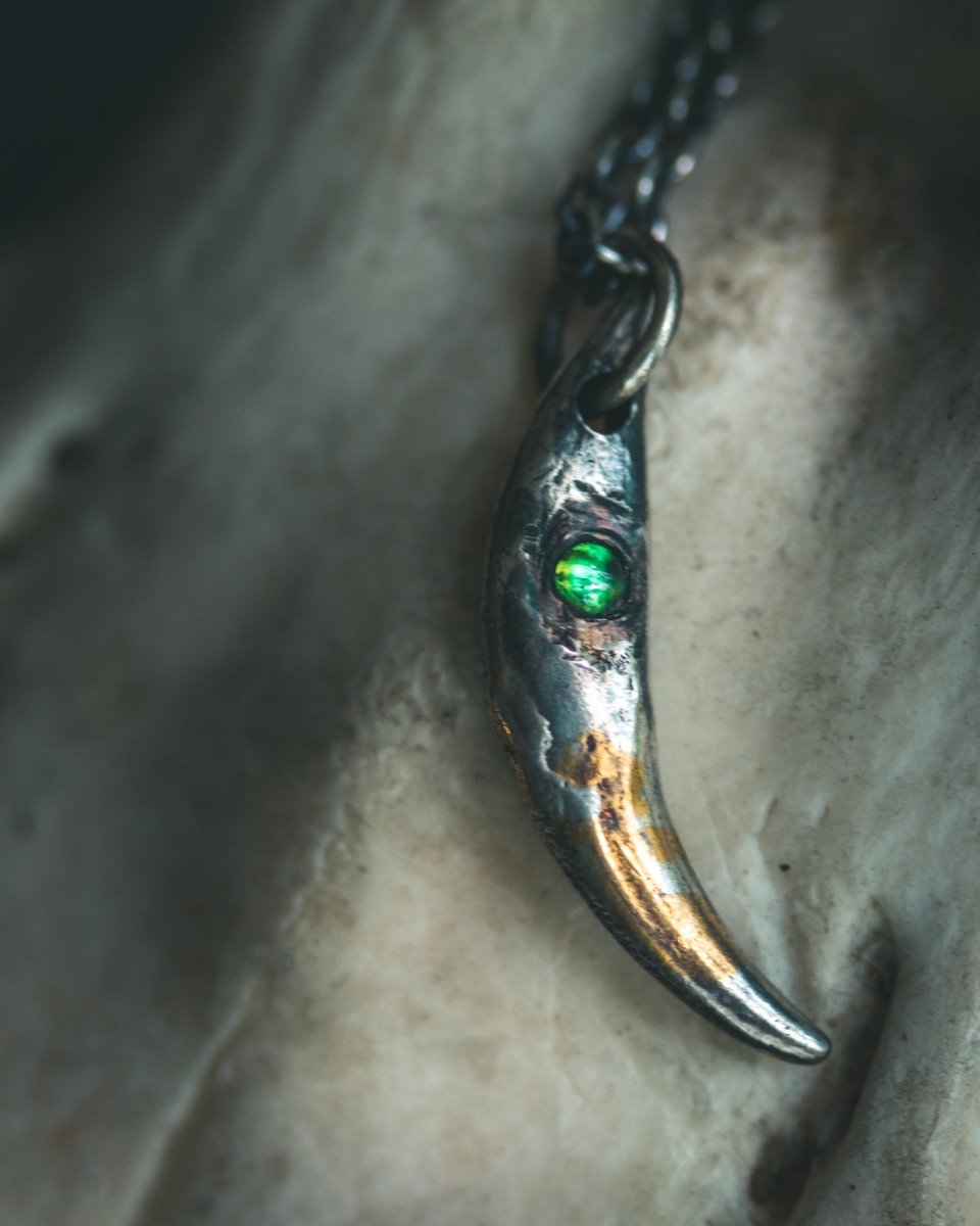 Fox Fang Pendant with Rare Tsavorite Garnet – Sterling Silver Talisman of Adaptability, Intuition & Heart - Centered Strength One of a Kind – Ready to Ship - Machinations