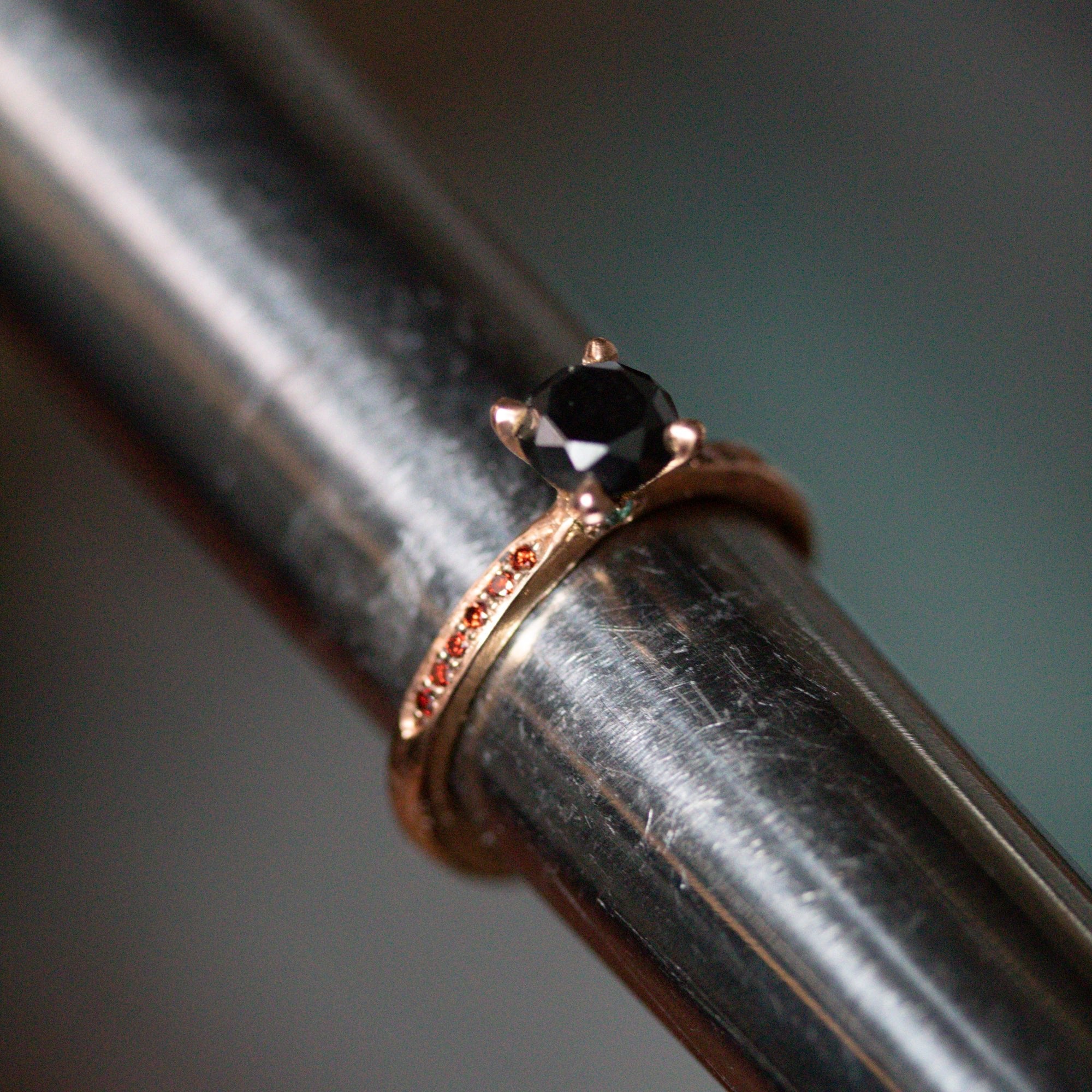 Freya Engagement Ring 1 CARAT BLACK ENGAGEMENT RING, 18K ROSE GOLD - Machinations