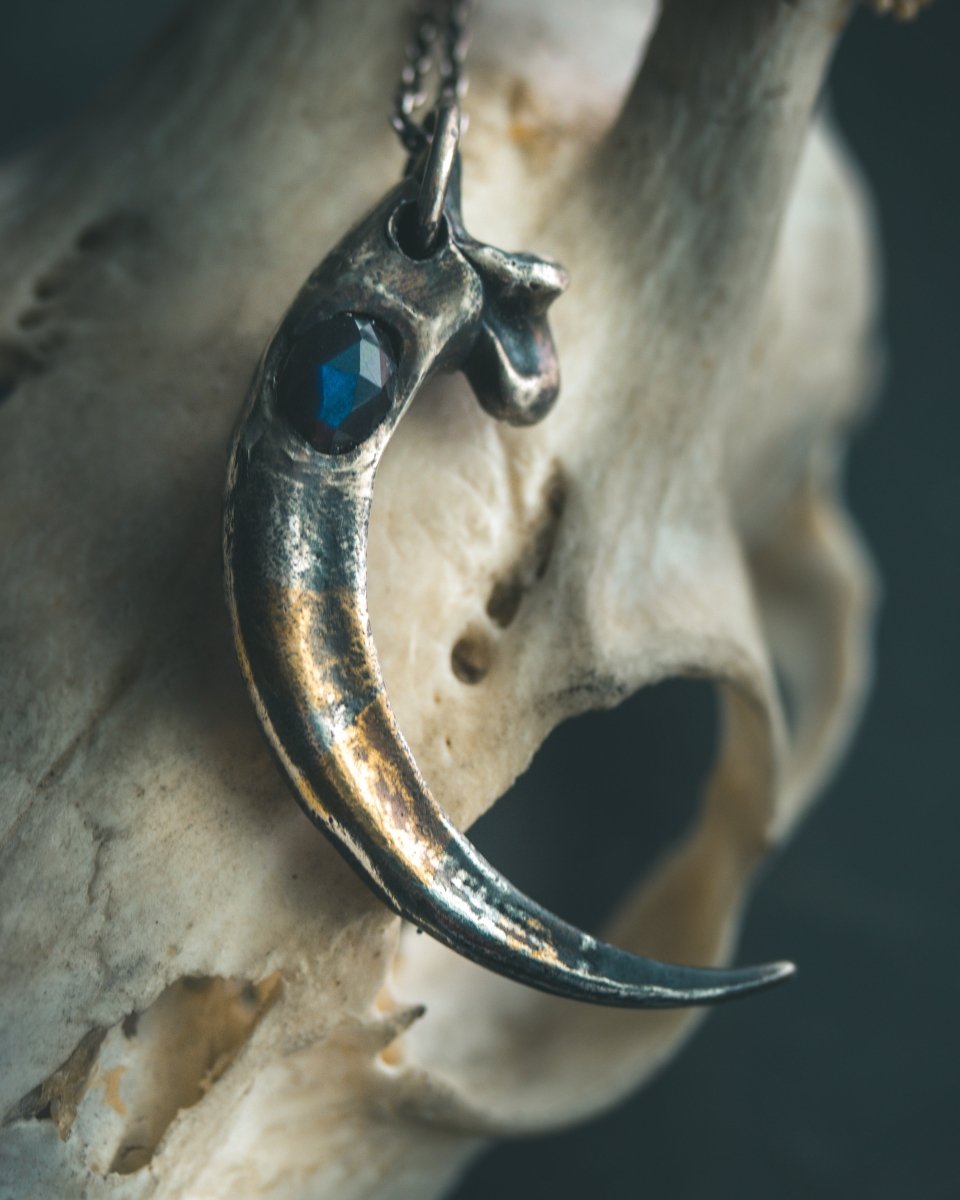 Golden Eagle Talon Pendant | Sterling Silver | 23.5K Gold | Black Labradorite (Spectrolite) - Machinations