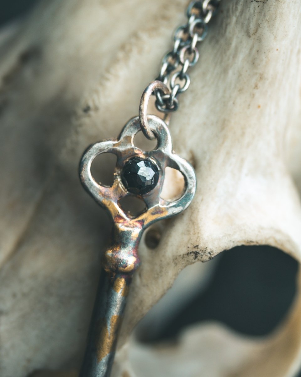 Hekate's Key Pendant with Black Spinel – A Talisman of Protection, Shadow Work, and Inner Power - Machinations