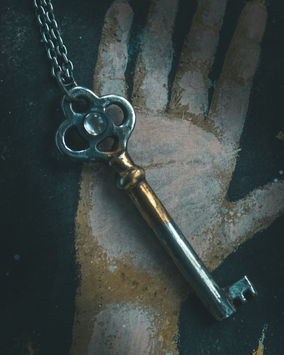 Hekate's Key Pendant with Moonstone&nbsp; - Machinations