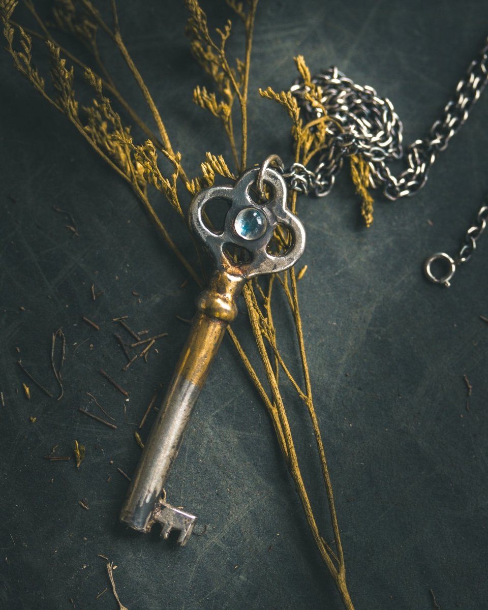 Hekate's Key Pendant with Moonstone&nbsp; - Machinations