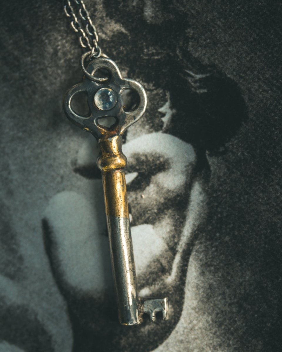 Hekate's Key Pendant with Moonstone&nbsp; - Machinations