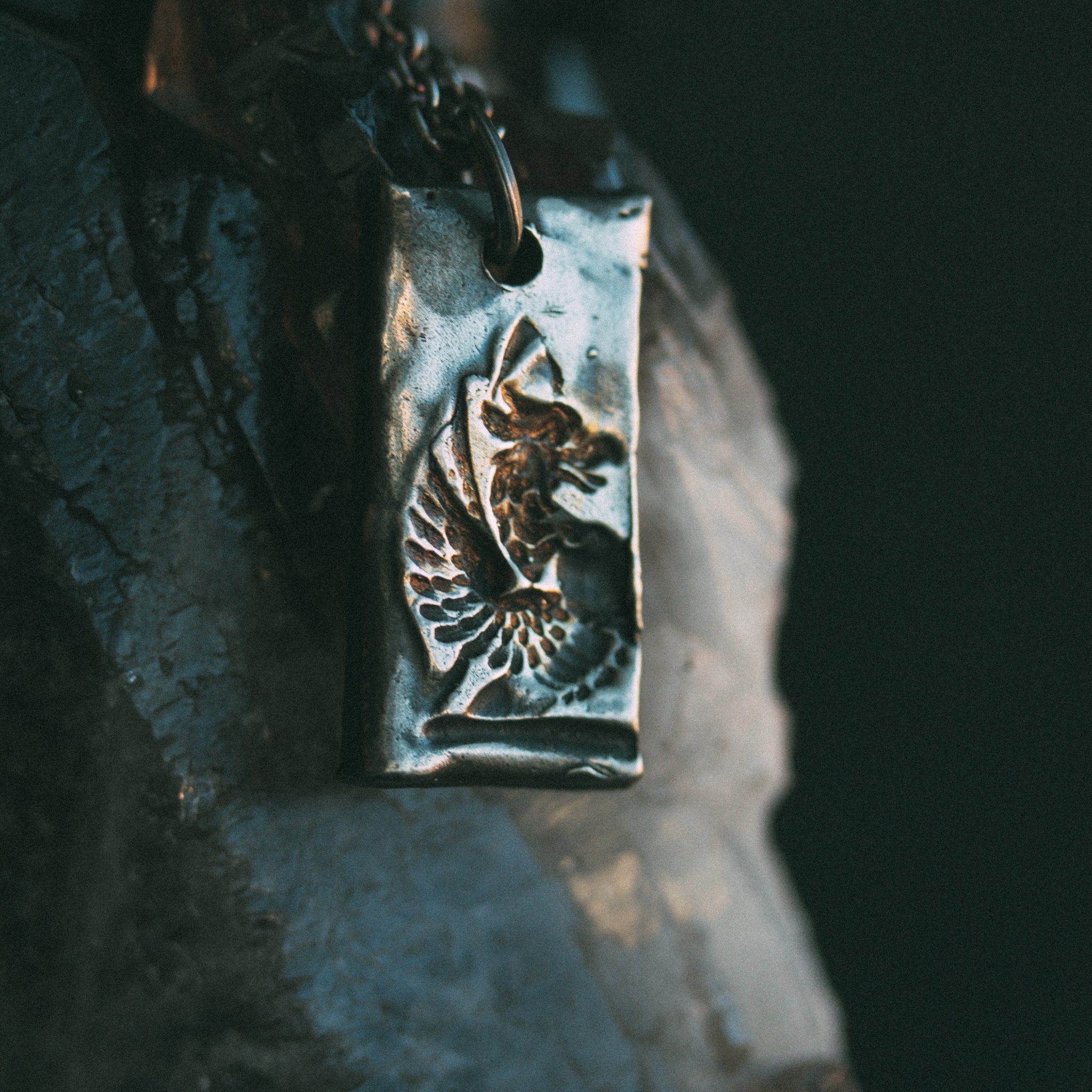 Illuminated Griffin Tag - Machinations