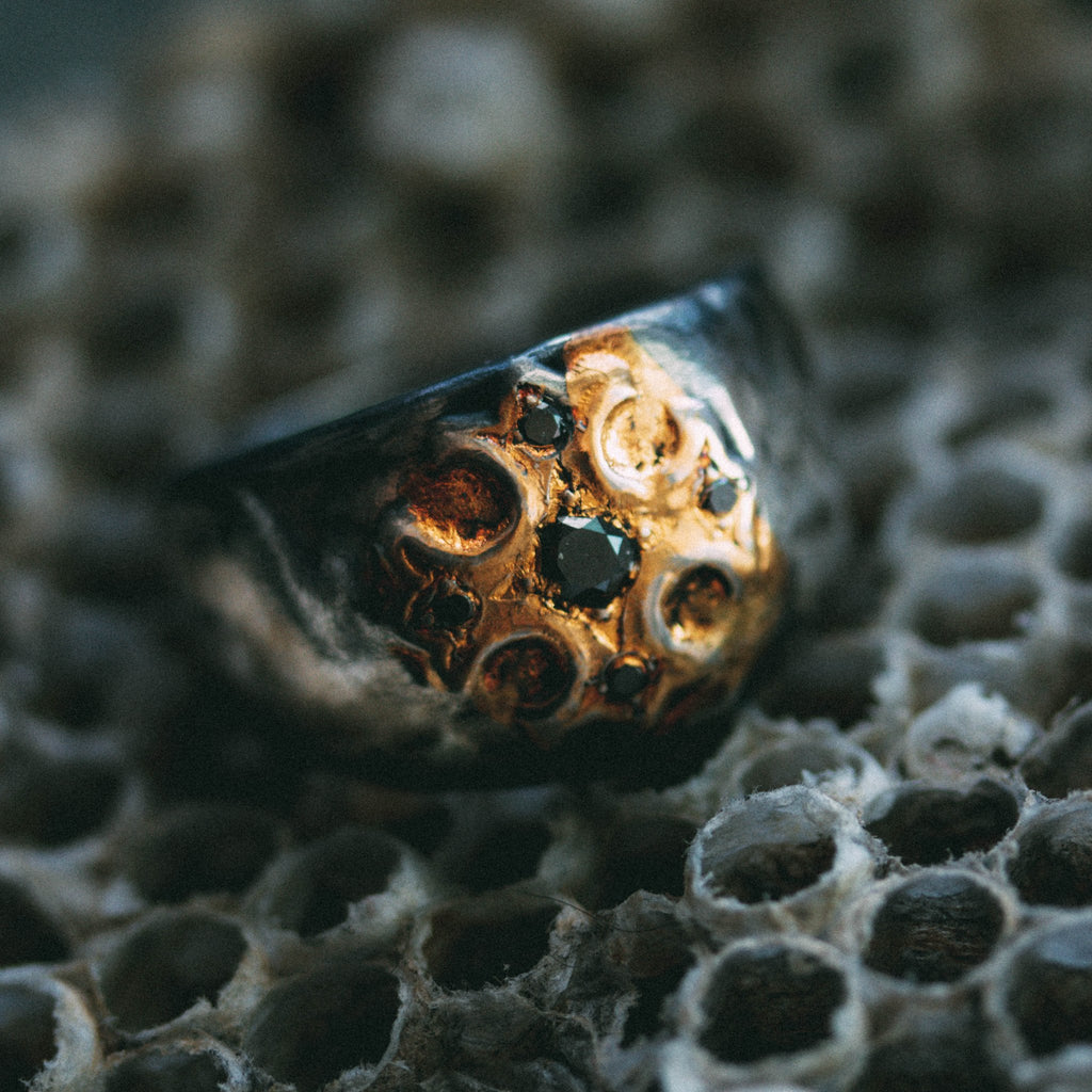 Illuminated True Cross with accent Black Diamond - Machinations