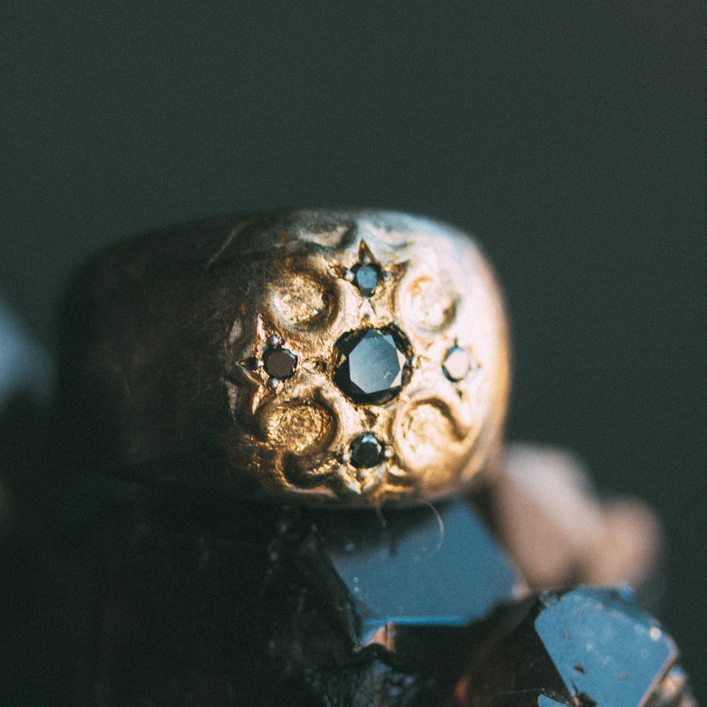 Illuminated True Cross with accent Black Diamond - Machinations