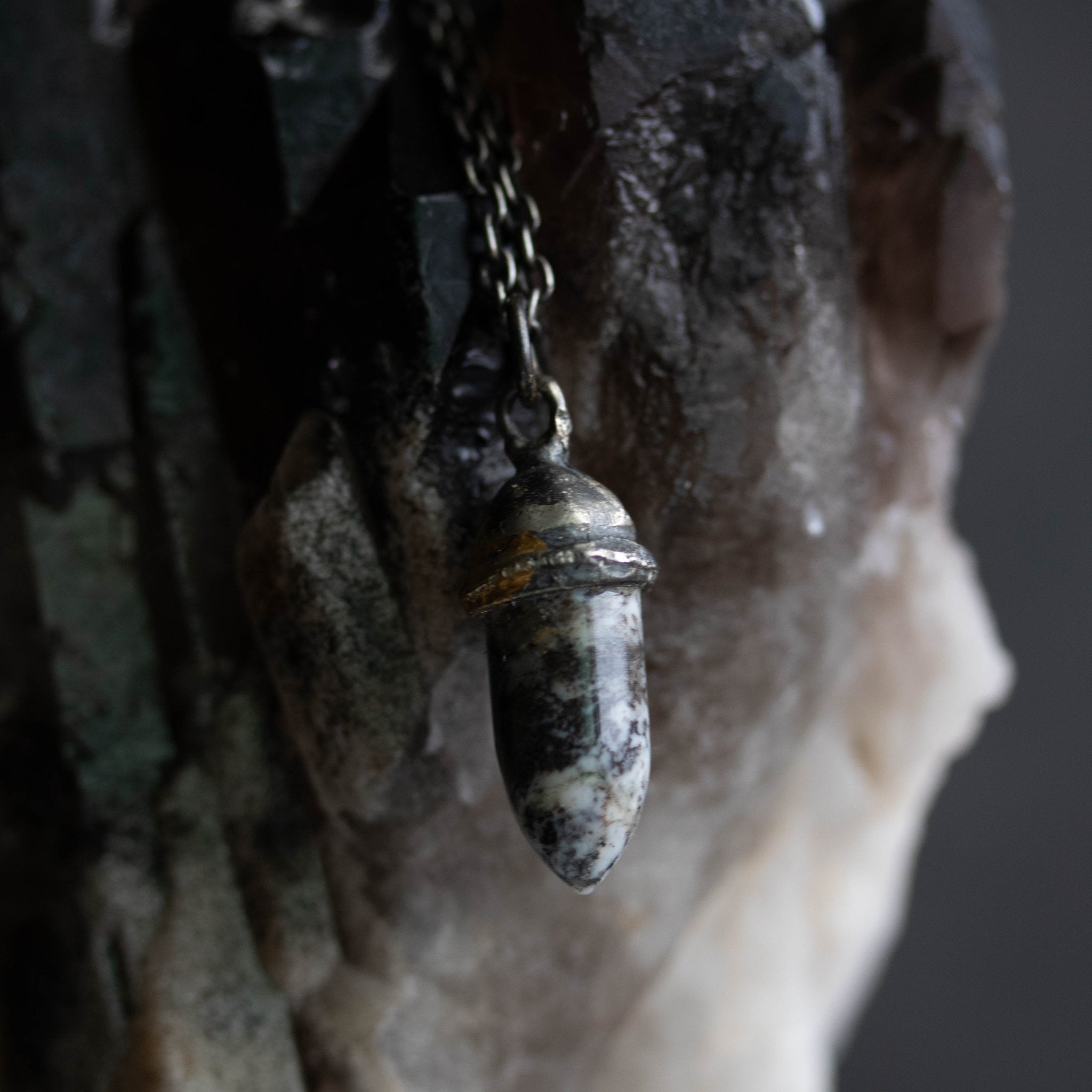 Knight Amulet Dendritic Agate - Machinations