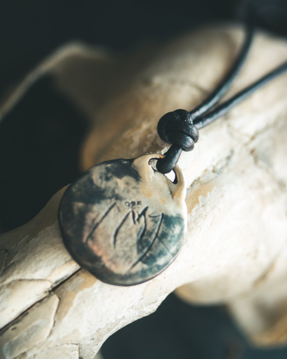 Kolo Pendant — The Wheel Unbroken - Machinations