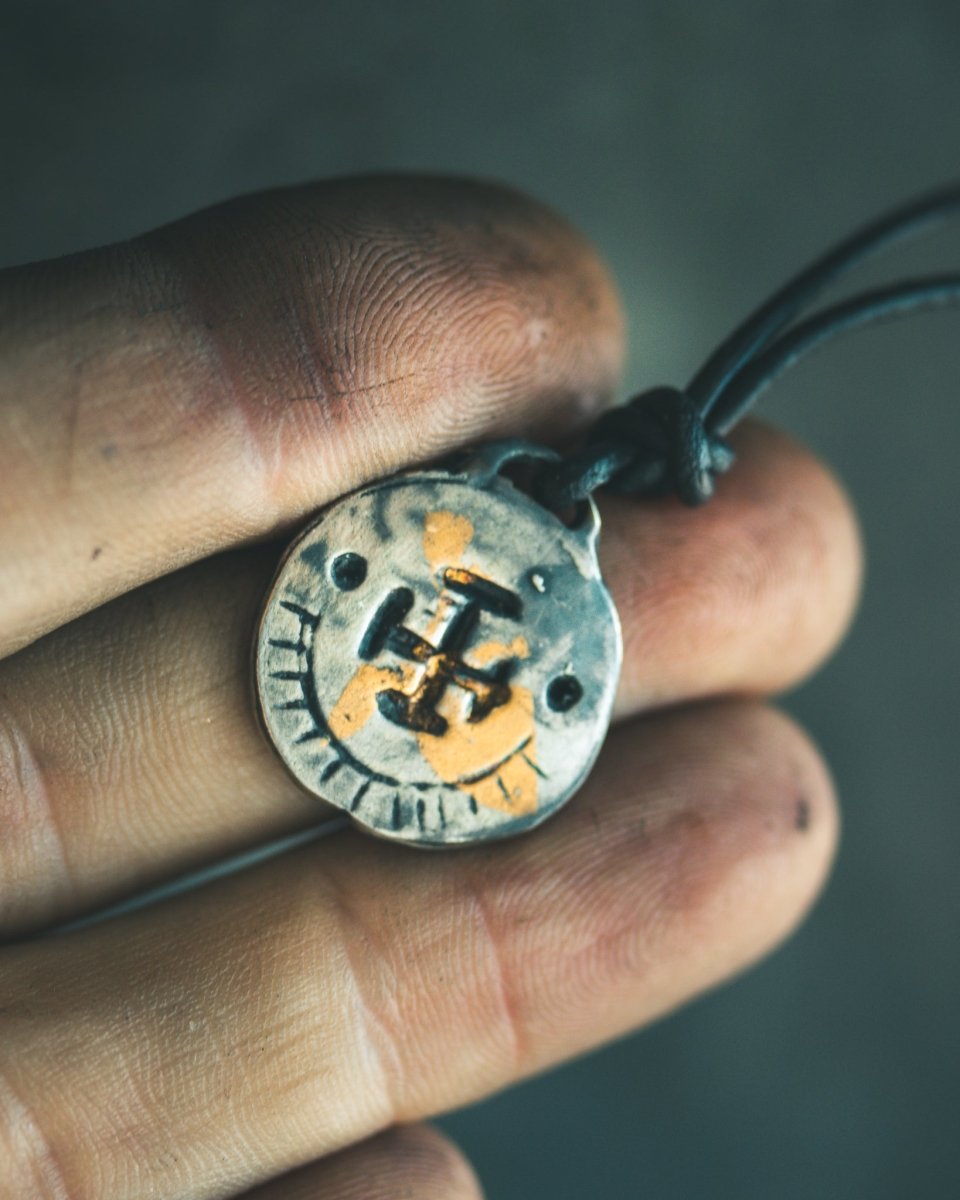 Kolo Pendant — The Wheel Unbroken - Machinations
