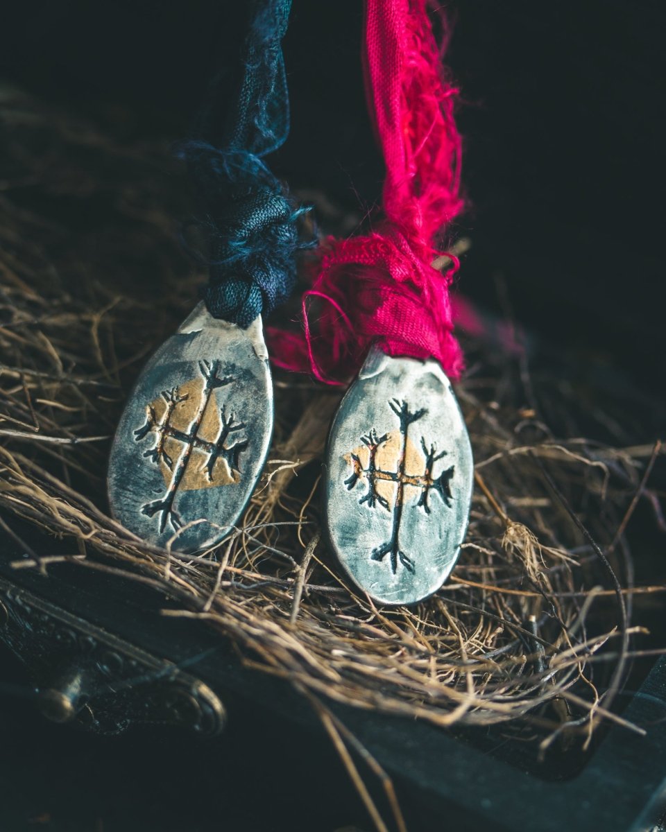 Križ Pendant — Slavic Cross Talisman - Machinations