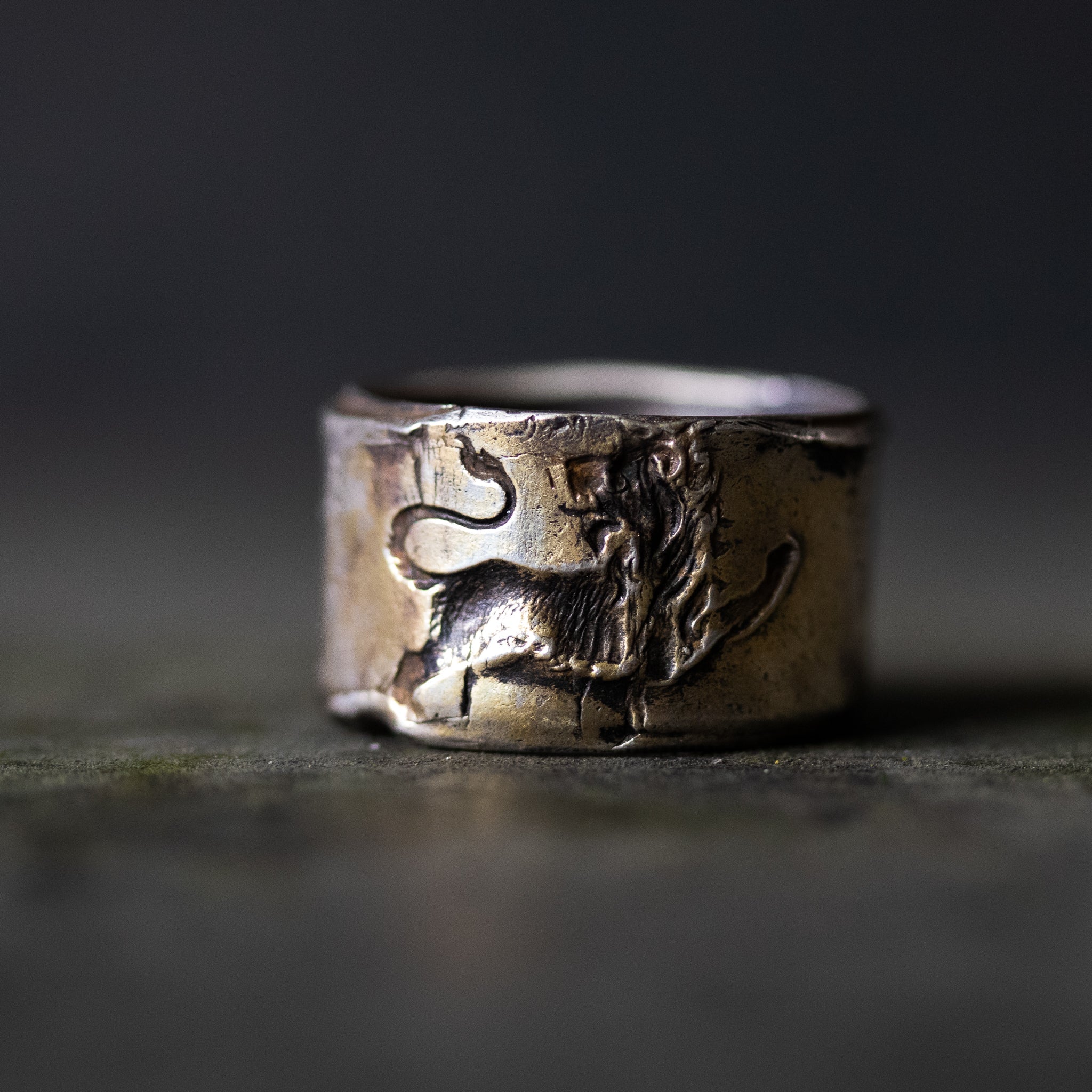 Lion heavy cigar band Sample - Machinations