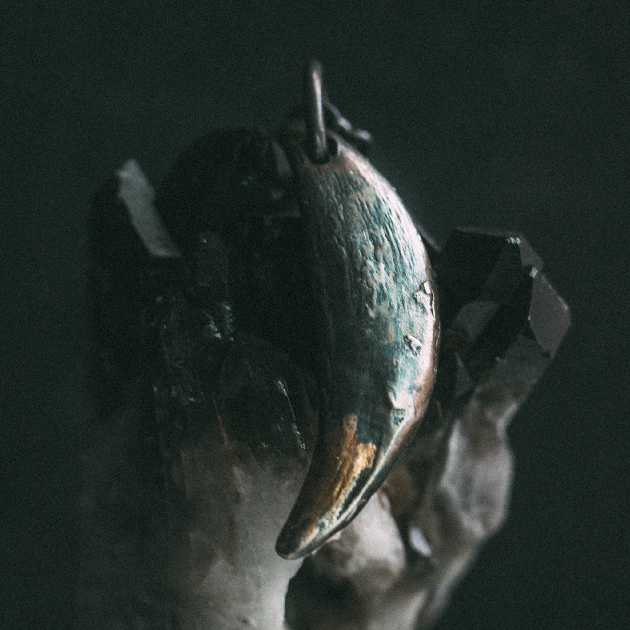 Lupus Spiritus Fang - Machinations