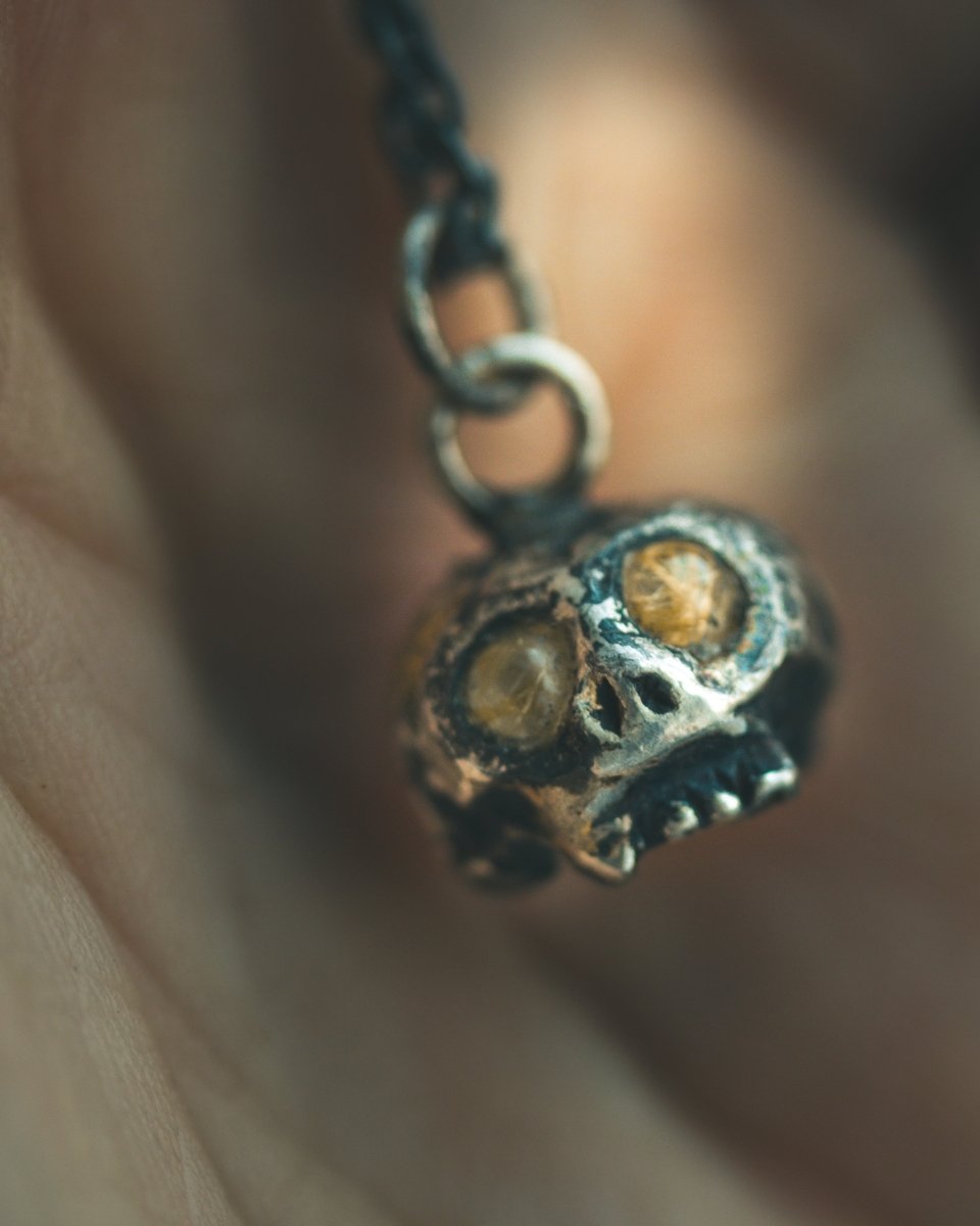 Memento Mori Skull Charm with Cabochon Rutilated Quartz – Sterling Silver & 23.5K Gold | Talisman of Life, Death and Divine Illumination - Machinations