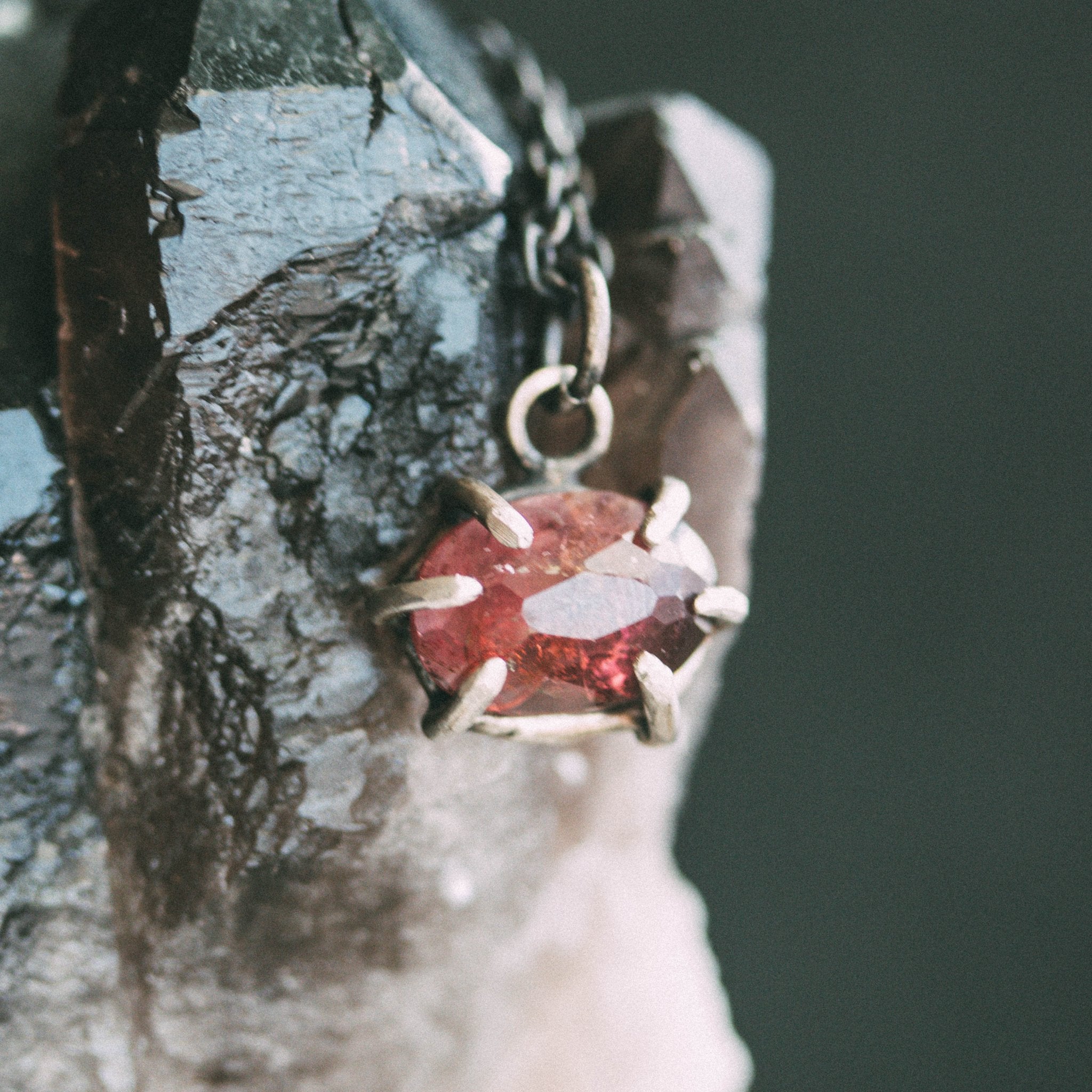 Meteoromance Red Pink tourmaline - Machinations