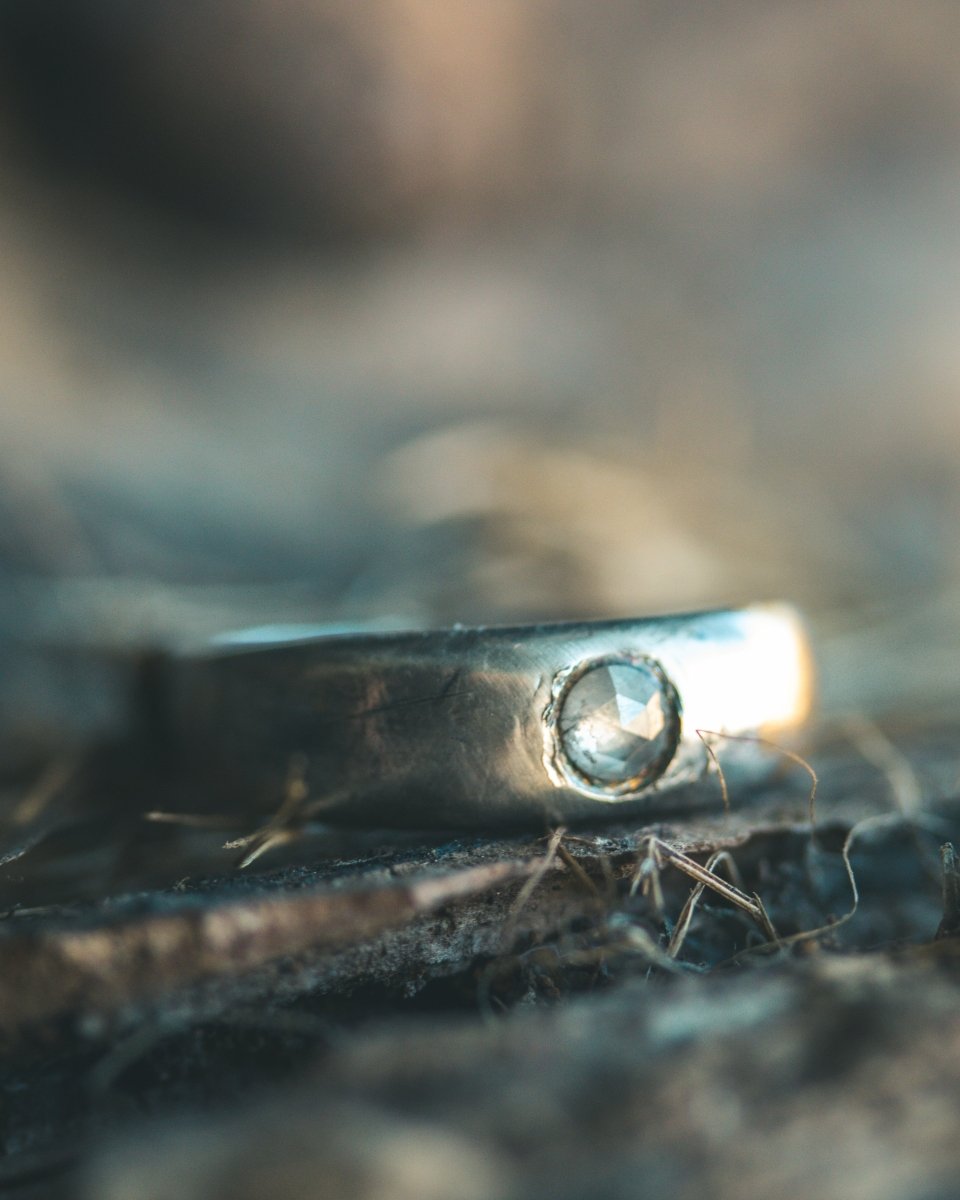 Mixed metals STIRRUP RING diamond limited edition - Machinations