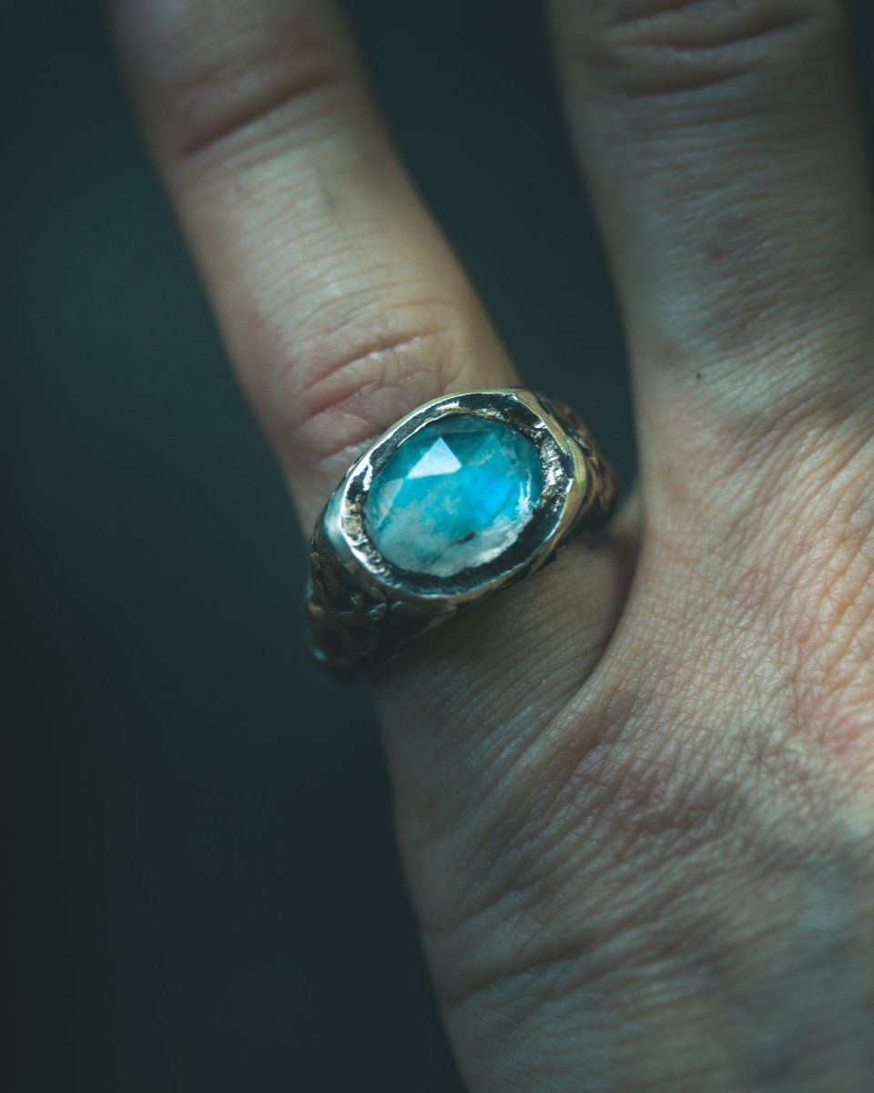 Oculus Moonstone Ring: Your Personal Scrying Stone - Machinations