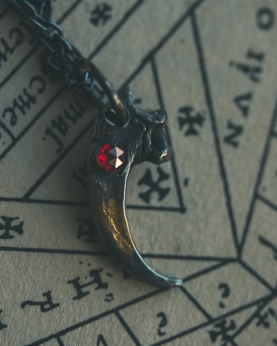 Peregrine Falcon Talon Pendant with Rose - Cut Garnet in Sterling Silver and 23.5K Gold: A Talisman of Vision, Freedom, and Swift Transformation - Machinations