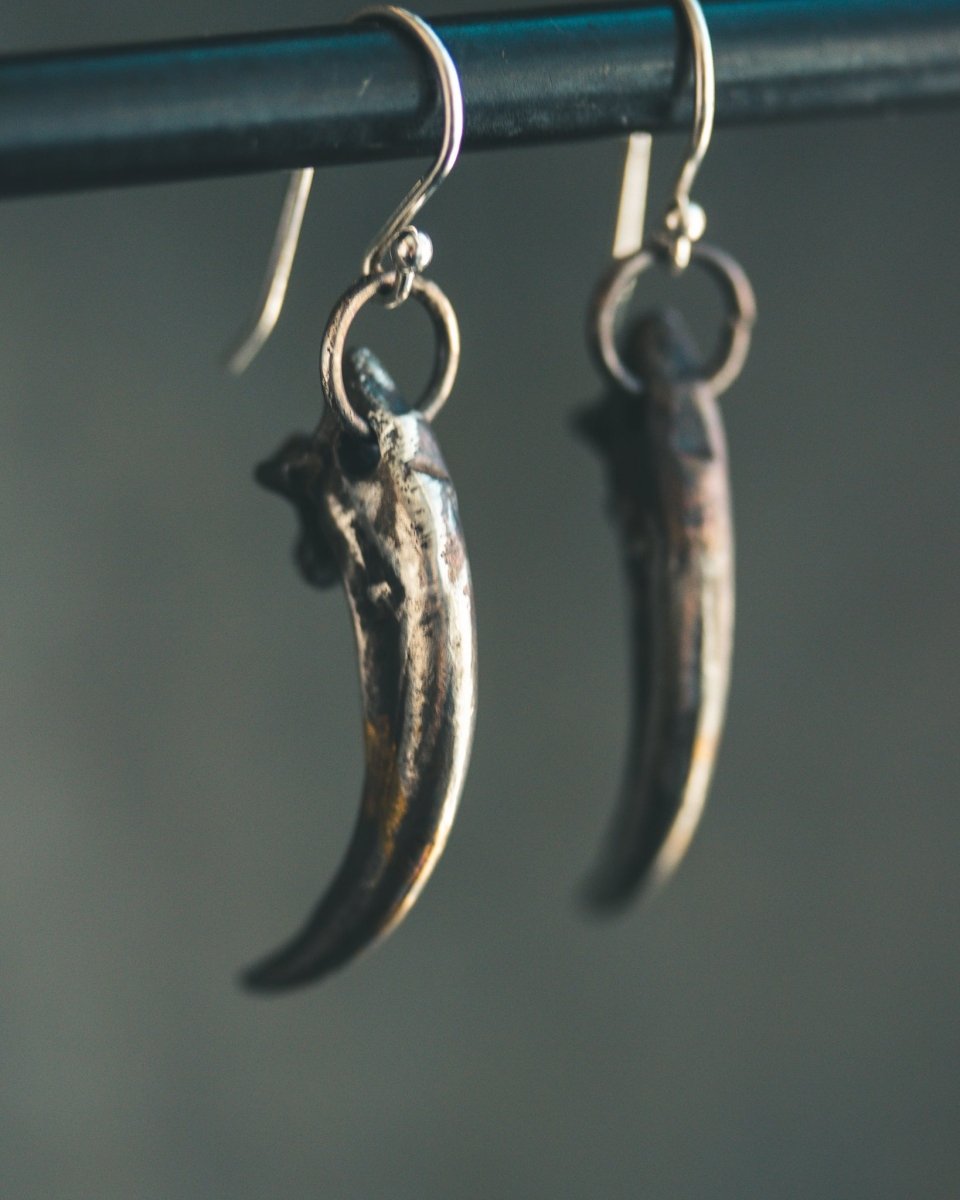 Raven earrings - Machinations