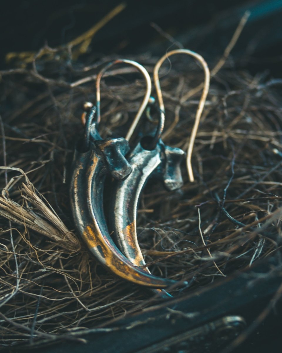 Raven earrings - Machinations