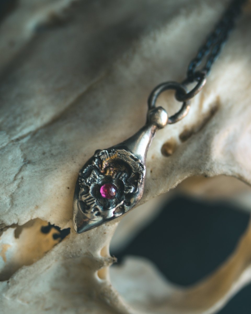 READY TO SHIP – Rose of Death Tarot Amulet with Rhodolite Garnet | Mother's Day Gift of Strength & Transformation - Machinations