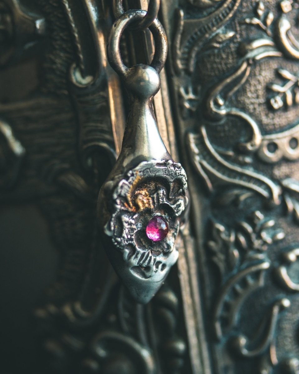 READY TO SHIP – Rose of Death Tarot Amulet with Rhodolite Garnet | Mother's Day Gift of Strength & Transformation - Machinations