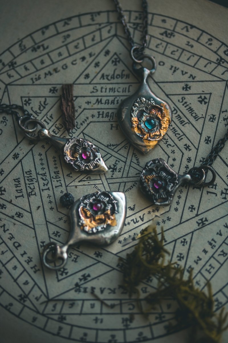 READY TO SHIP – Rose of Death Tarot Amulet with Rhodolite Garnet | Mother's Day Gift of Strength & Transformation (Copy) - Machinations