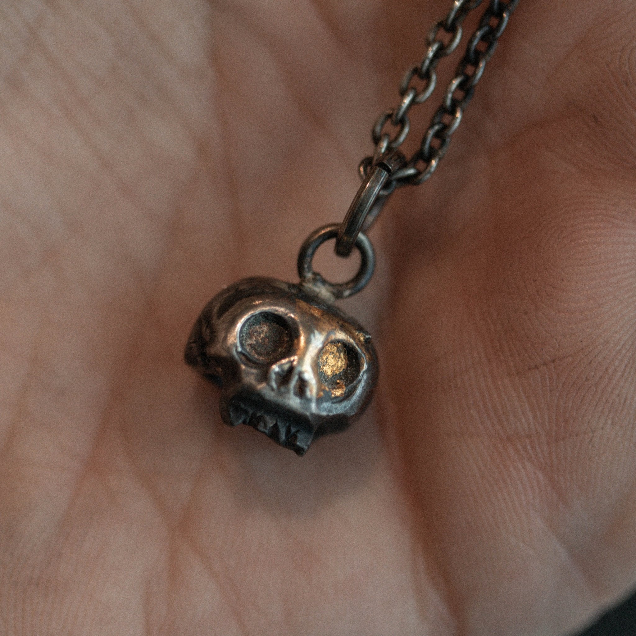 Skull charm - Machinations