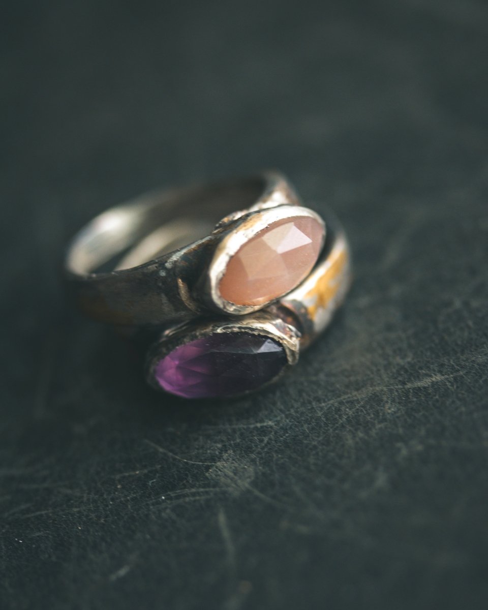 Stirrup Ring | Sterling Silver | 23K Gold | Amethyst - Machinations