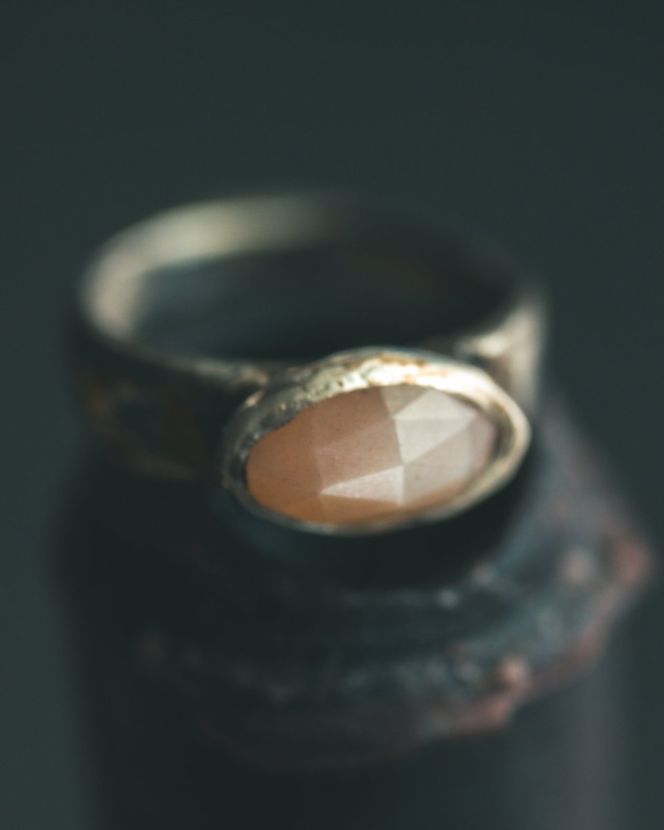 Stirrup Ring | Sterling Silver | 23K Gold | Pink Moonstone - Machinations
