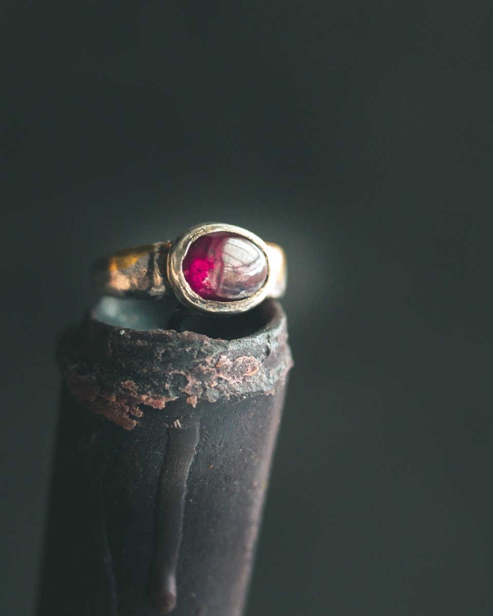 Stirrup Ring | Sterling Silver | 23K Gold | Rhodolite Garnet - Machinations