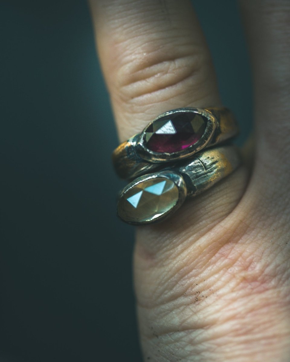 Stirrup Ring with Yellow Citrine - Machinations