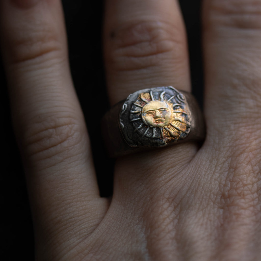 Sun Small Signet Ring - Machinations